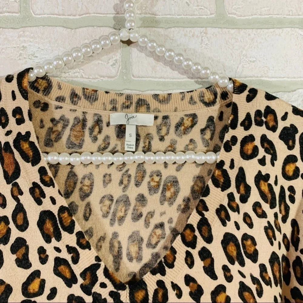 Joie Bold Leopard Print Chyanne Sweater Size S